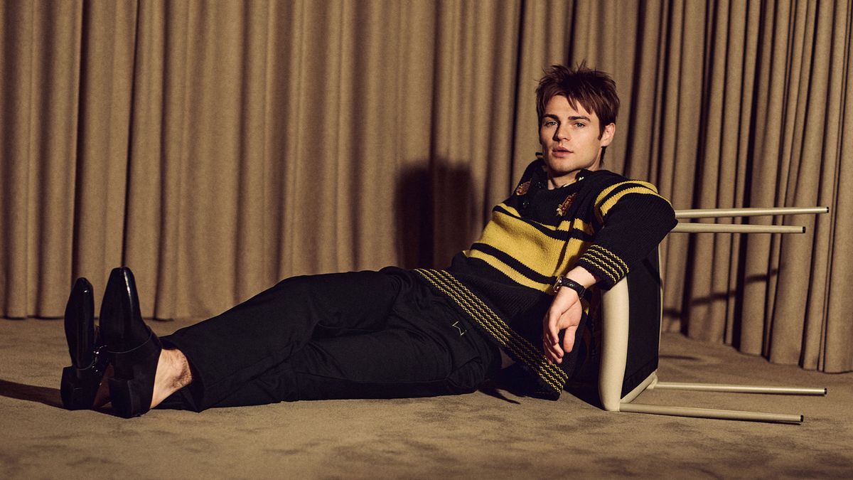 Noah LaLonde Is Back as Our Favorite Brooding Walter Boy