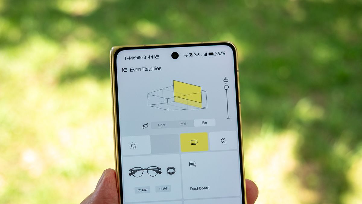 Adjusting the Even Realities G2 smart glasses display distance
