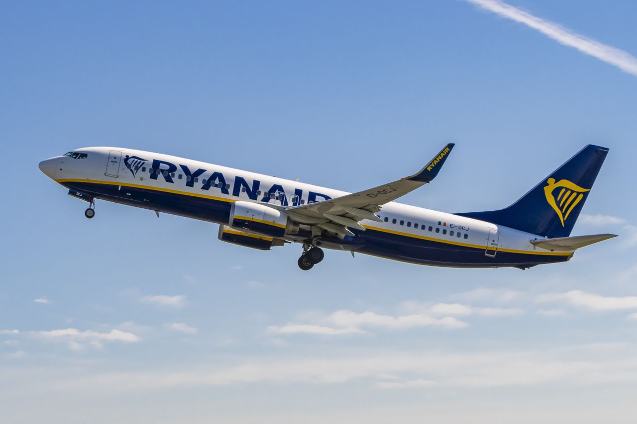 A Ryanair Boeing 737-800 aircraft at takeoff