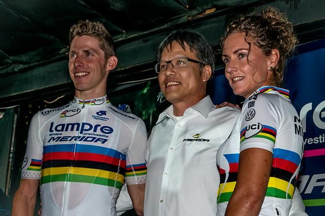 Road world champion Rui Costa with Marathon MTB World Champion Gunn-Rita Dahle Flesjaa