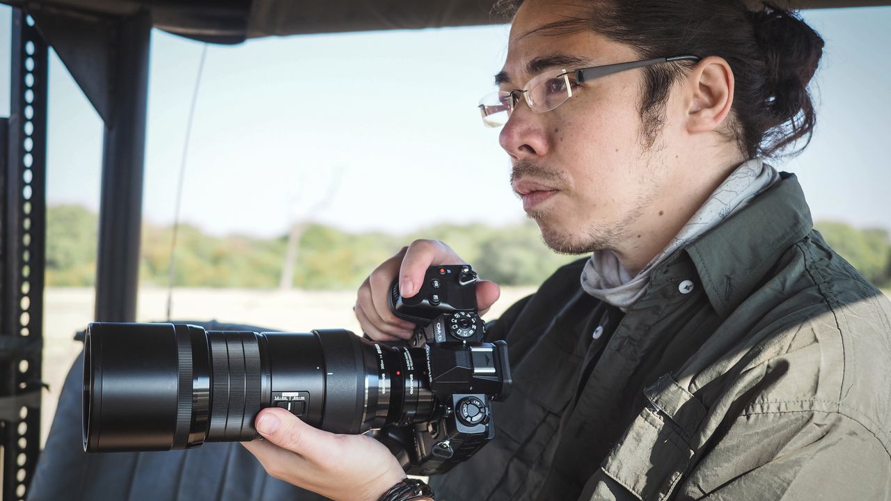 Olympus OM-D E-M1X