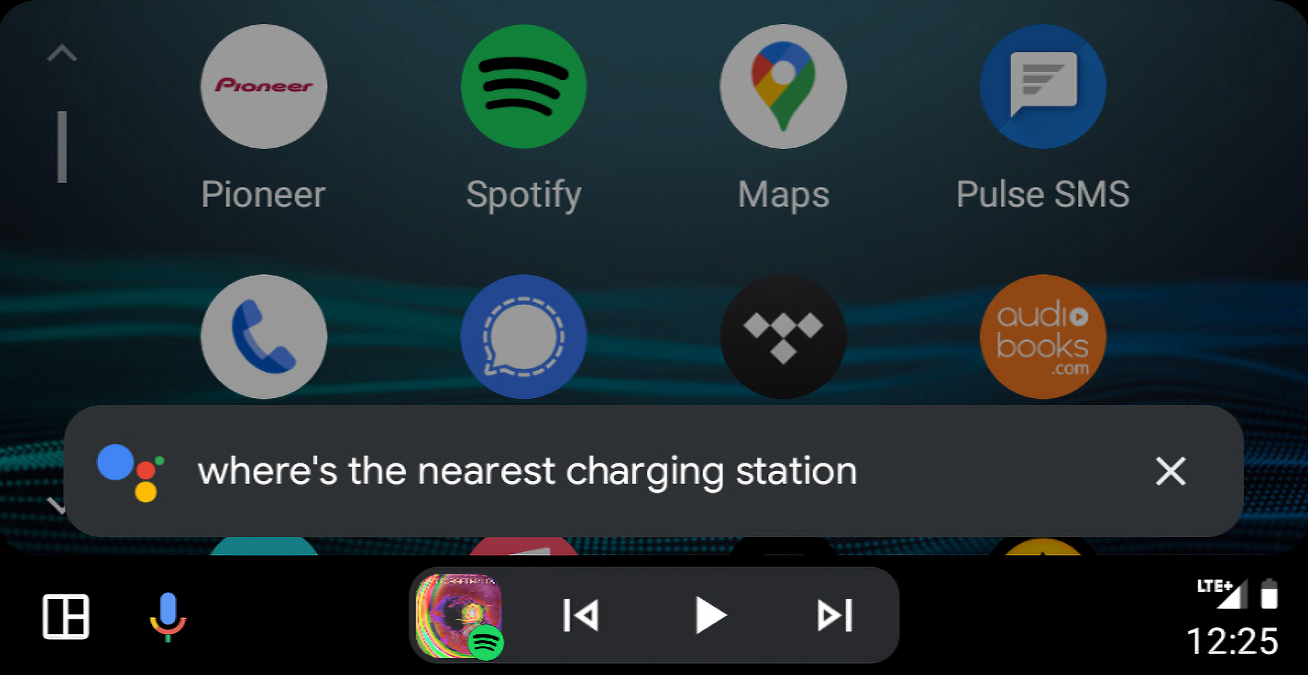 Screenshot showing Google Assistant running on Android Auto.