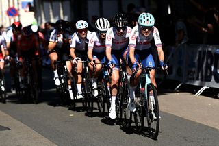 LEUVEN BELGIUM SEPTEMBER 25 Joscelin Lowden of Great Britain leads the peloton during the 94th UCI Road World Championships 2021 Women Elite Road Race a 1577km race from Antwerp to Leuven flanders2021 on September 25 2021 in Leuven Belgium Photo by Alex Broadway PoolGetty Images