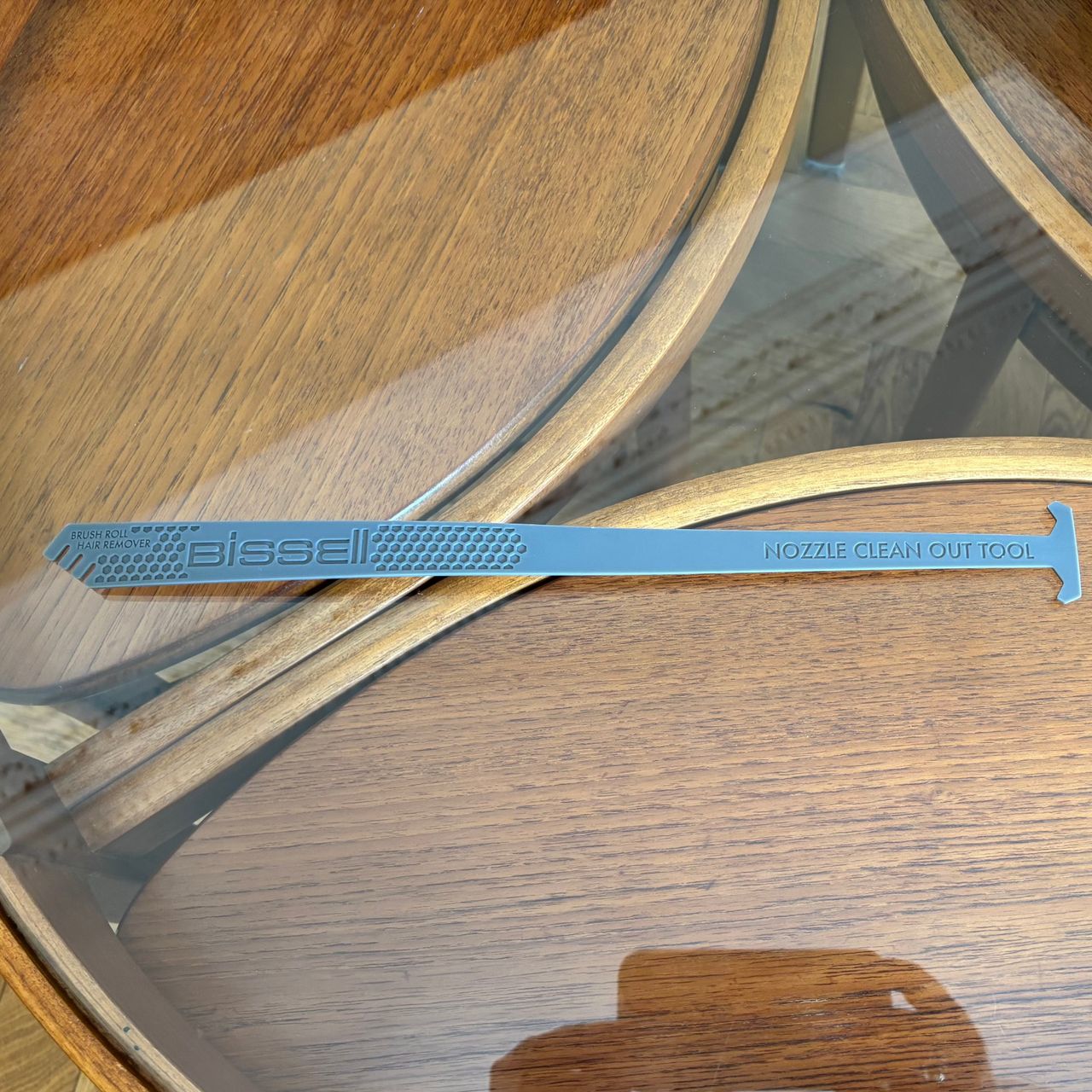 clean out nozzle tool on the bissell proheat 2x revolution pet pro carpet cleaner