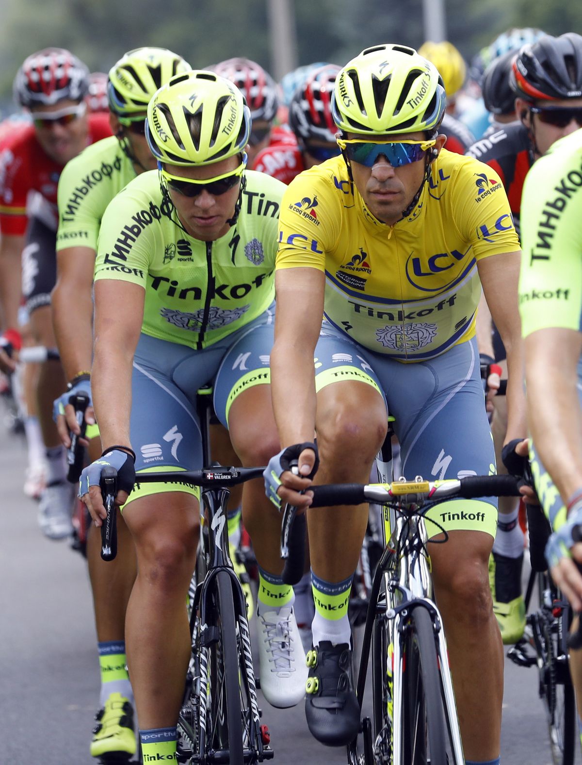 Tinkoff rallies around race leader Alberto Contador