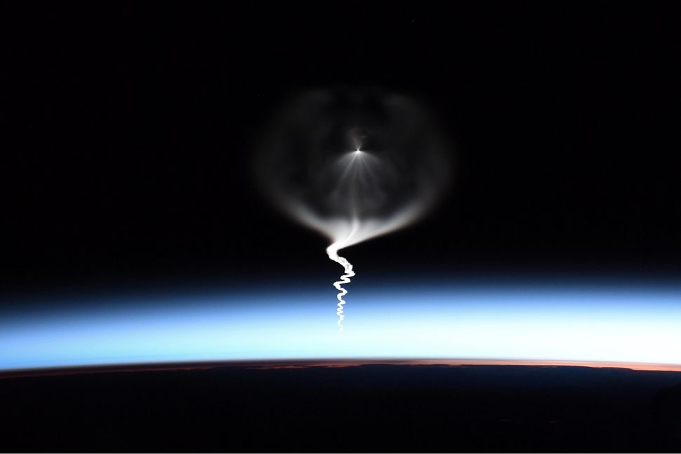 Astronaut Snaps Photo of Her Friend's Launch Into Space. And It's Absolutely Stunning.