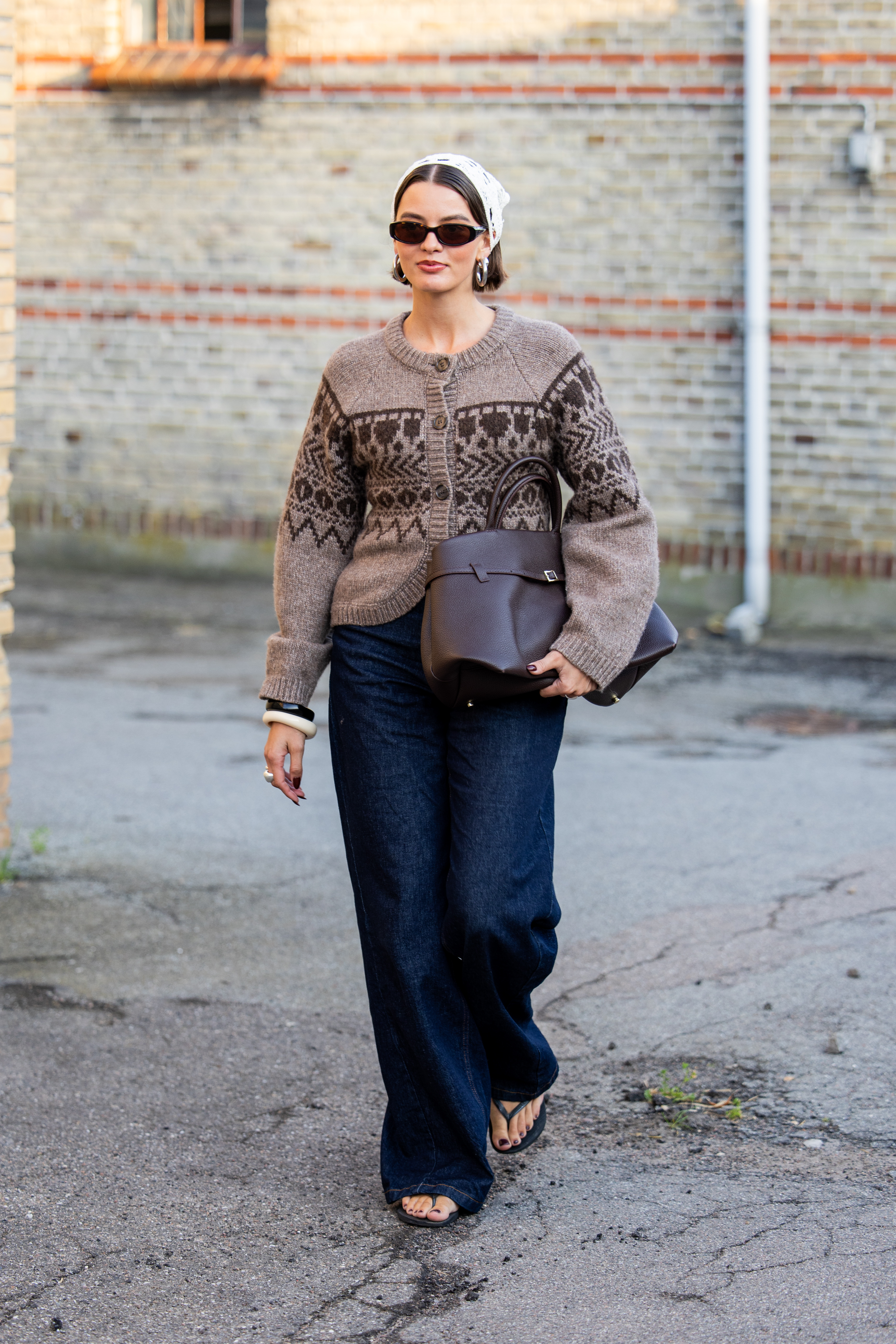 AW25 denim trends street style baggy jeans