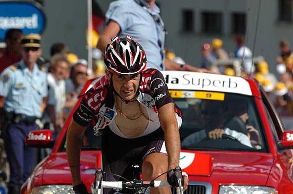 Carlos Sastre (CSC) finished second