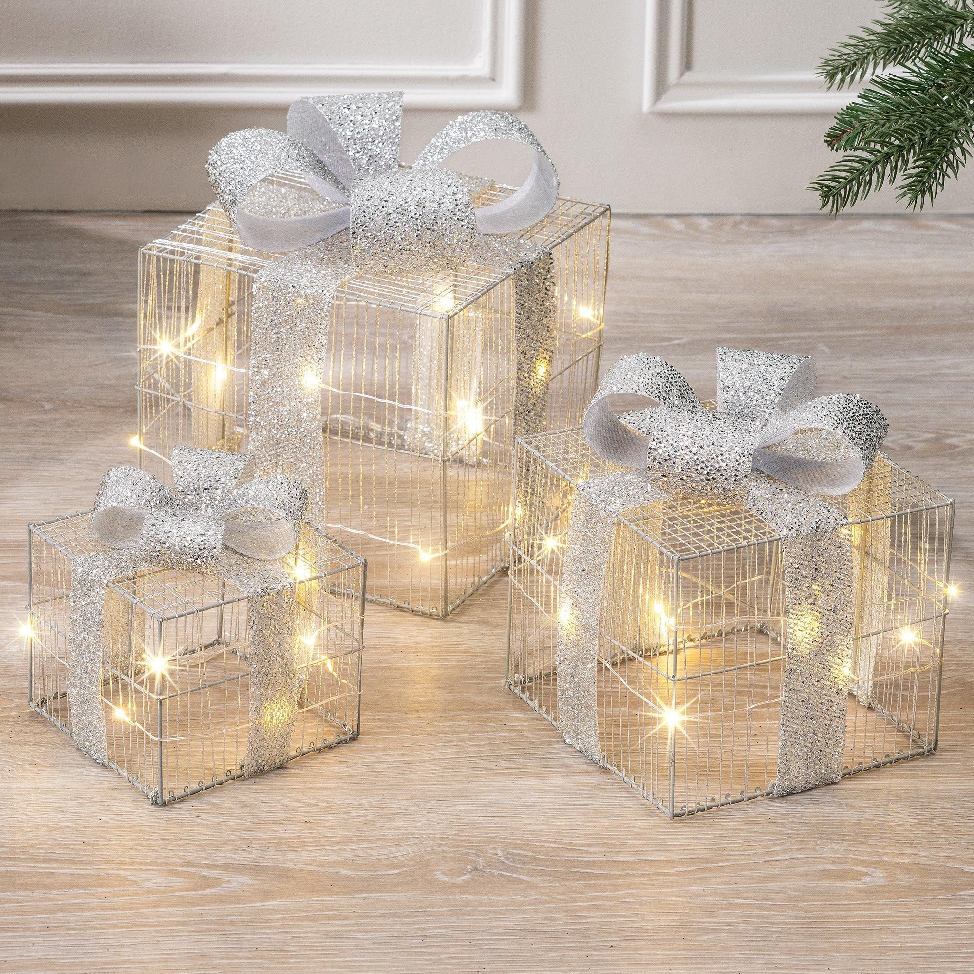 Light Up Christmas Presents Led Parcels Battery Operated With Timer Set of 3