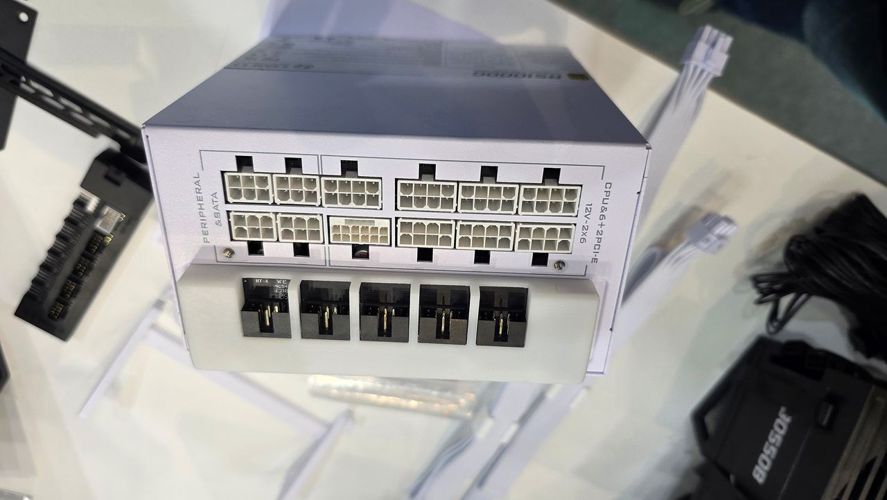 Lian Li RS-series PSUs