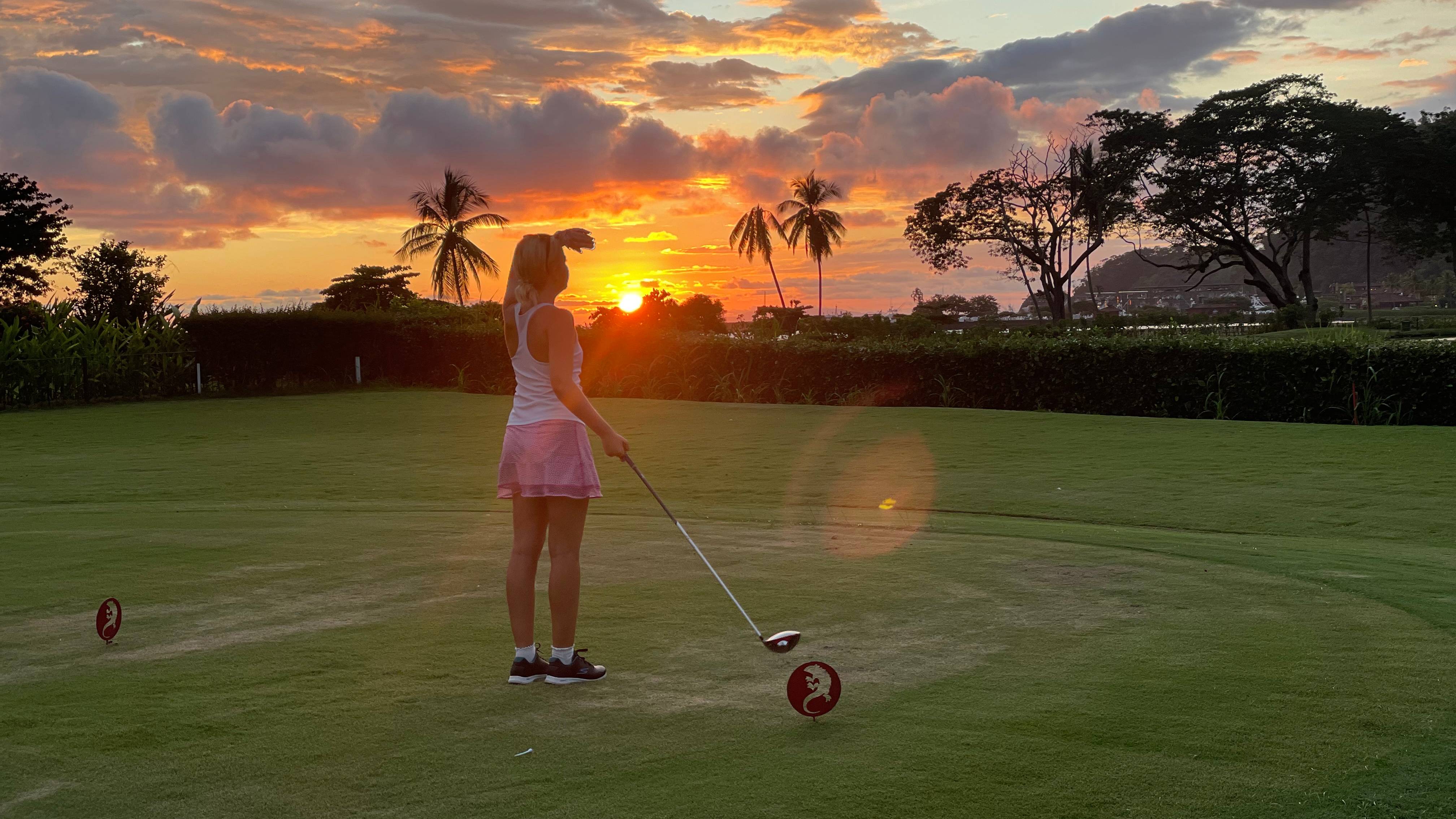 Lili Dewrance in Costa Rica