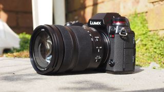 The Panasonic 24-105mm f/4 standard zoom feels a good match for the Lumix S1R body.