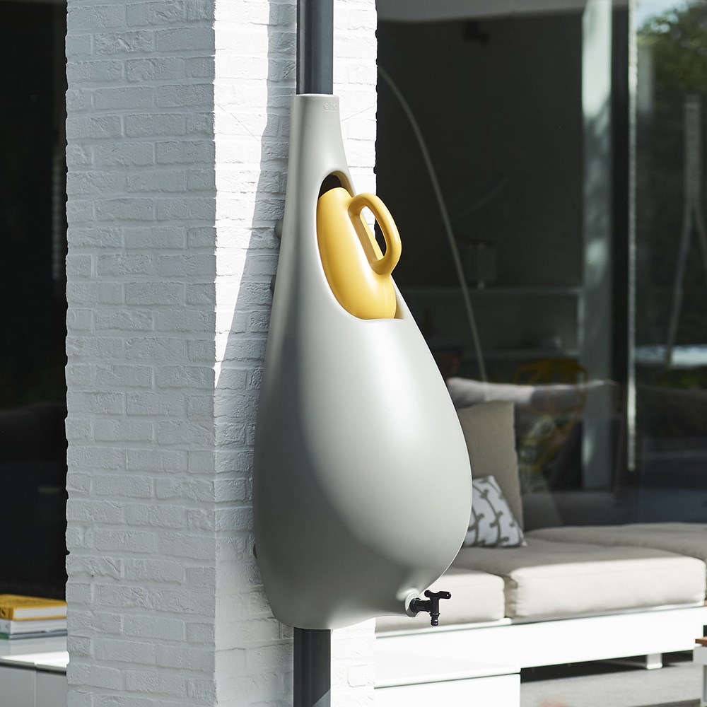 Wall-Mounted Pure Raindrop Water Butt