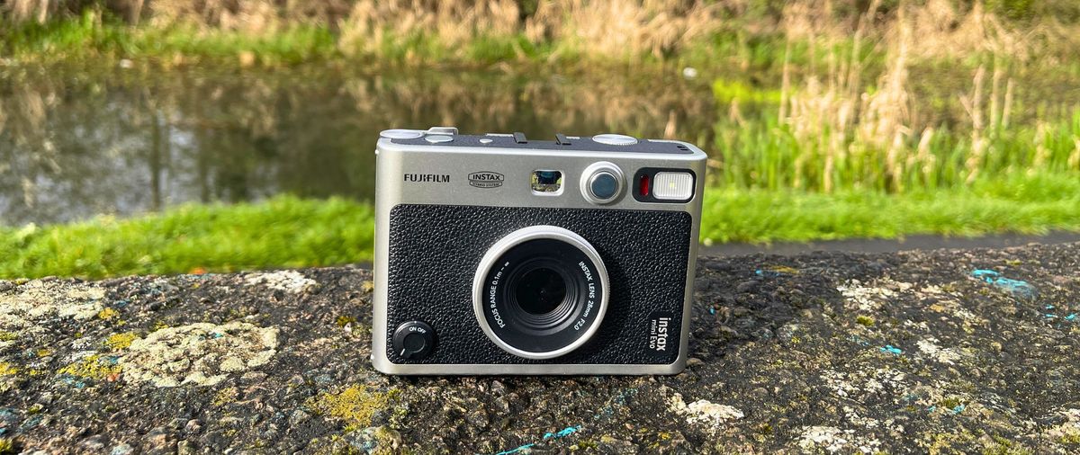 Fujifilm Instax Mini Evo Review