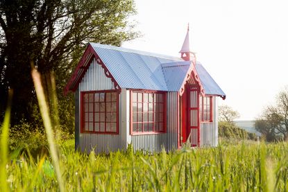 25 summer house ideas: add a garden building you love from the outside