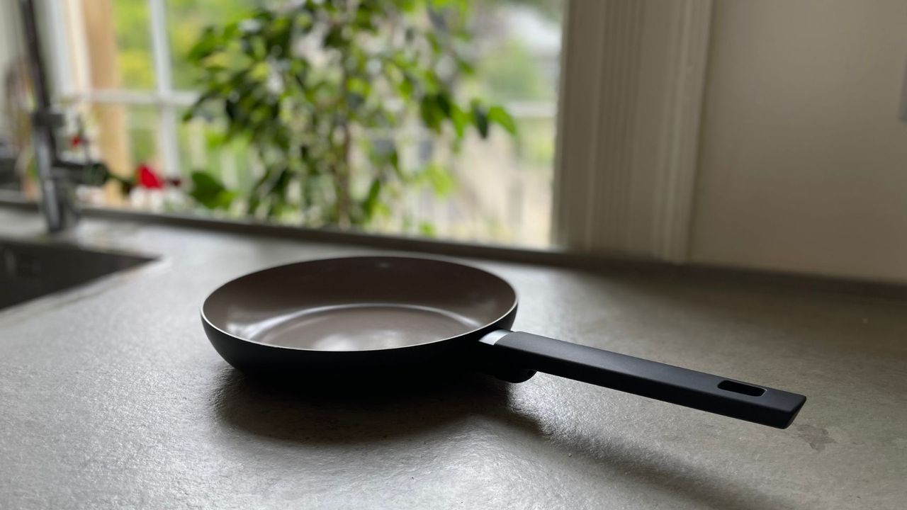 Salter Ceramic Non-Stick Frying Pan on the counter