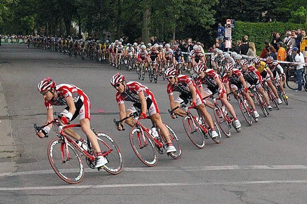 The Team Bissell train looks mighty impressive defending the yellow jersey.