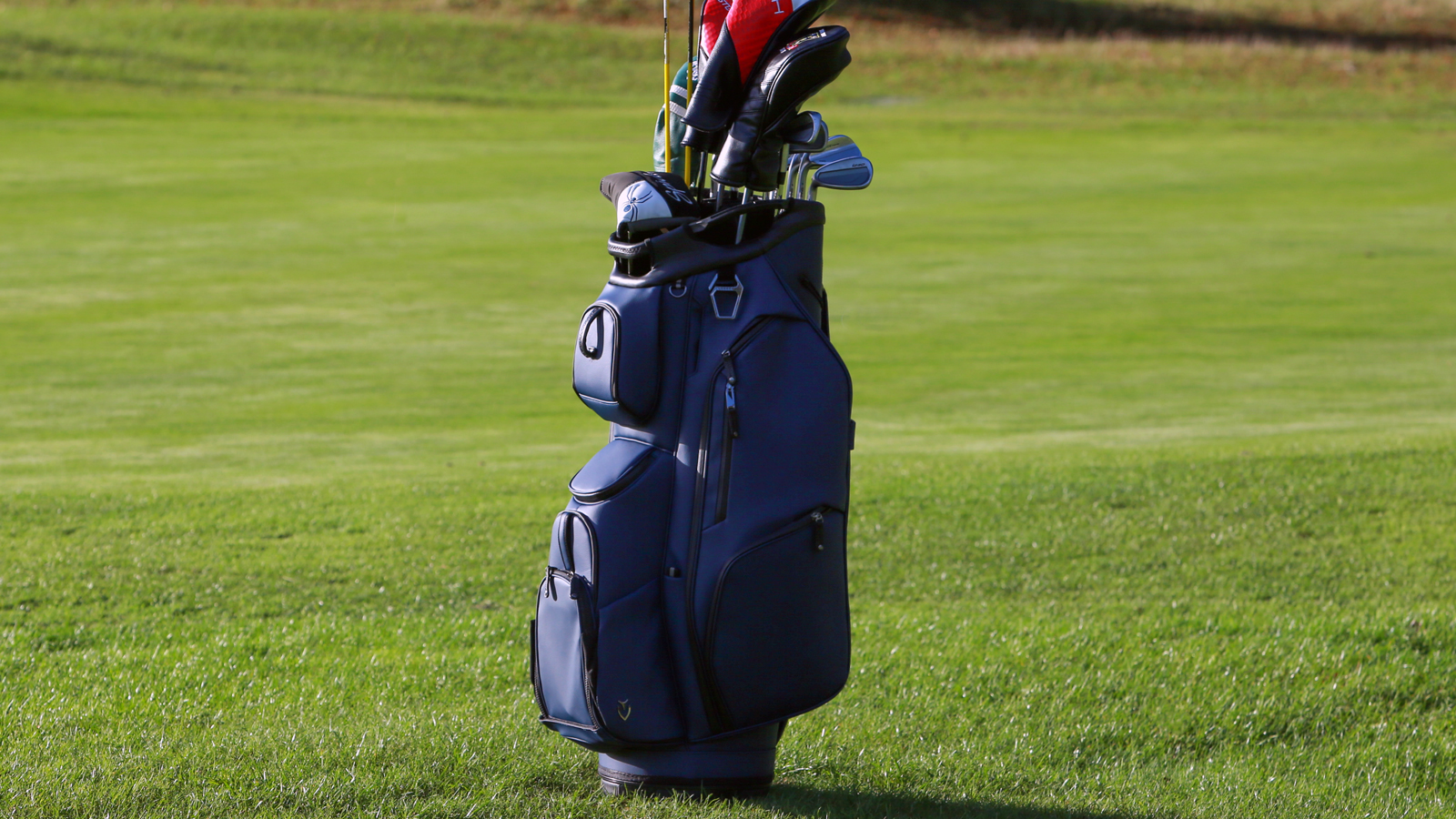 VESSEL Lux XV Golf Cart Bag- 15 Way Top, Black, Great Condition