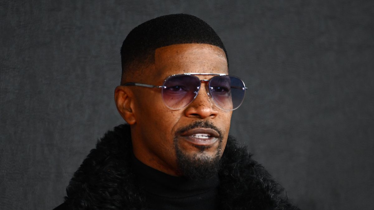 As Jamie Foxx Continues To Recover From ‘Medical Complication,’ One Of ...