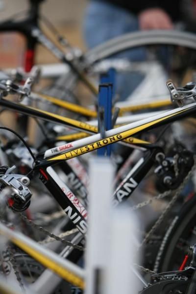 Lance Armstrong's Livestrong foundation logo takes prominence on the team bike's seatstays