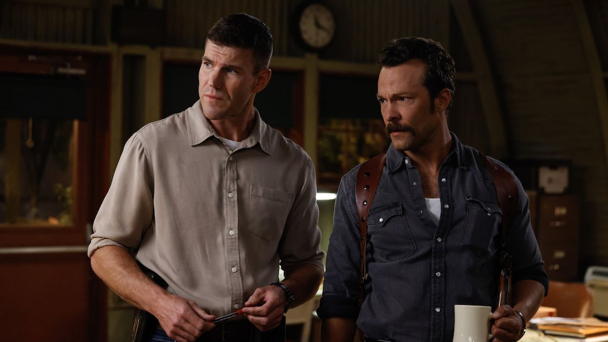 Austin Stowell&#039;s Gibbs and Kyle Schmid&#039;s Mike Franks in NCIS: Origins