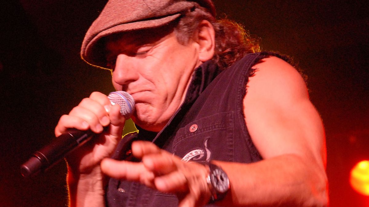 AC/DC Brian to be made a doctor | Louder