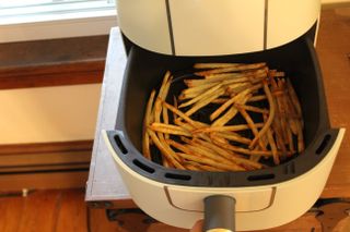 Beautiful 6-Quart Digital Air Fryer with finished french fries