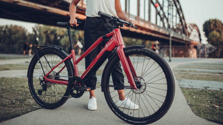 Canyon Commuter:ON Precede:ON price availability