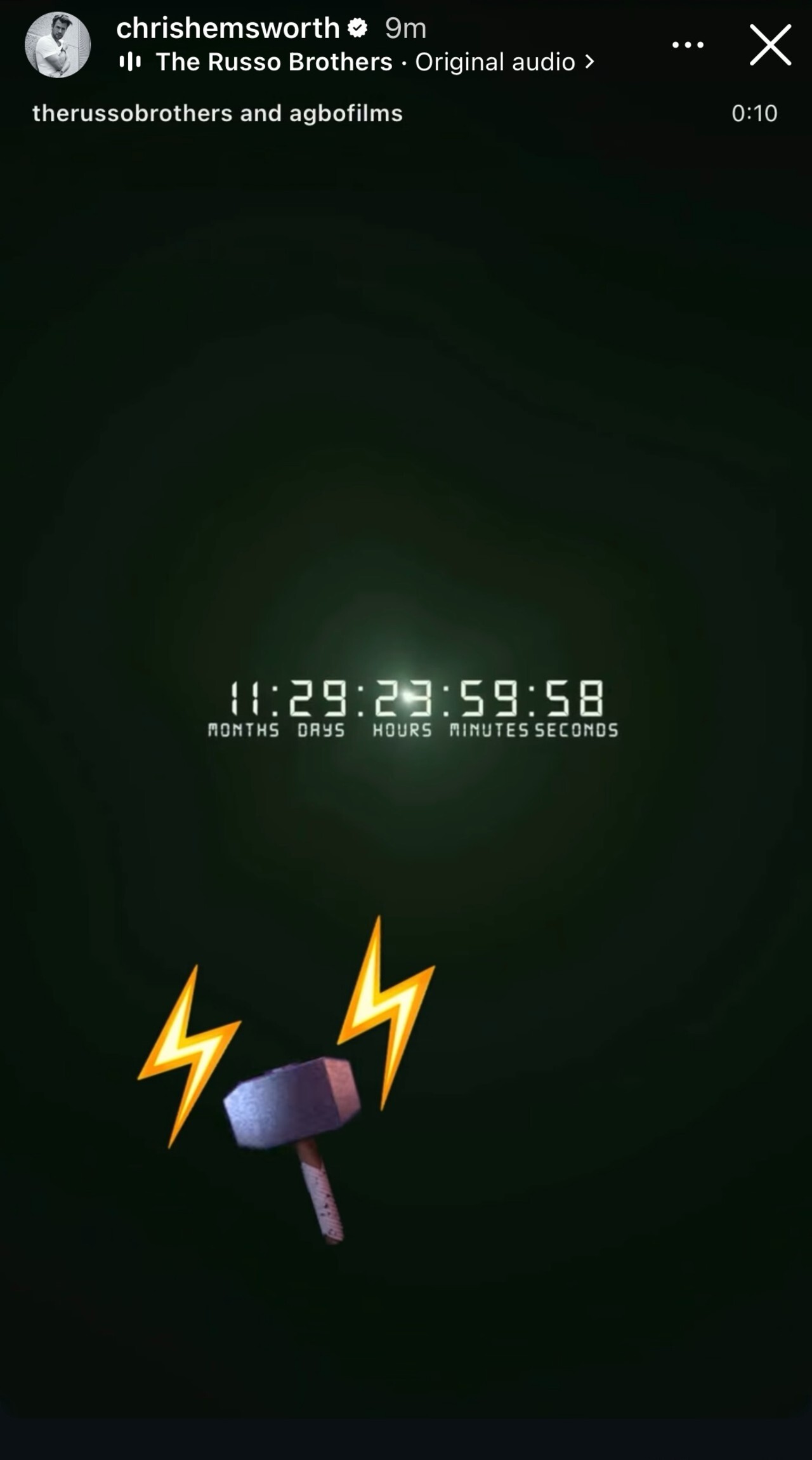 chris hemsworth's instagram stories response to avengers: doomsday countdown clock