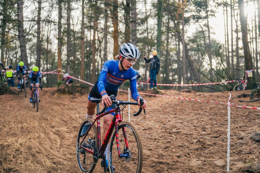 Emmett Davis competes in the sand at Dutch race with EuroCrossAcademy 2025