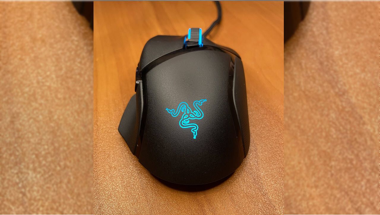 Razer Basilisk V2 Gaming Mouse Review: A Better DeathAdder
