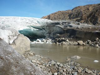 Greenland glacier, glacier melt, global warming, climate change, Greenland ecology, record melting, Mittivakkat Glacier