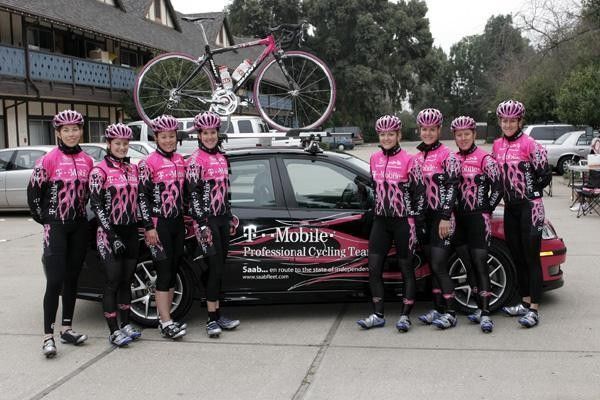 One more, please - (L-R) Rebecca Much, Lara Kroepsch, Mari Holden, Kimberly Bruckner, Kori Seehafer, Brooke Ourada, Ina Teutenberg, Kristin Armstrong.