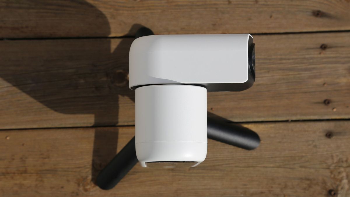 A bird's eye view the ZWO Seestar S30 Pro pointing upwards.