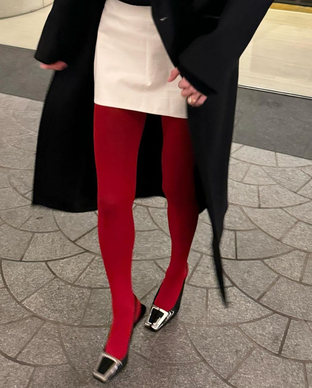 The Best Red Tights to Shop for in 2024 | Who What Wear