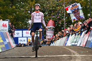 Elite Women - Fem van Empel continues winning streak to secure women's title at Cyclo-cross European Championships