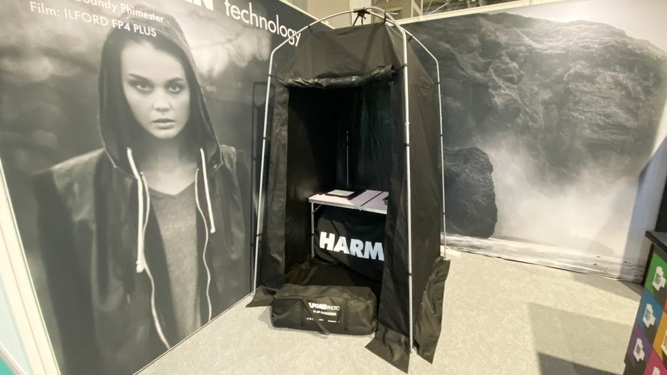 Ilford Popup Darkroom is perfect solution for developing analog