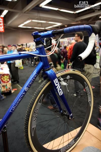 Shamrock Cycles built this 'cross racer with a 44mm-diameter head tube for use with a tapered Enve Composites carbon fork.