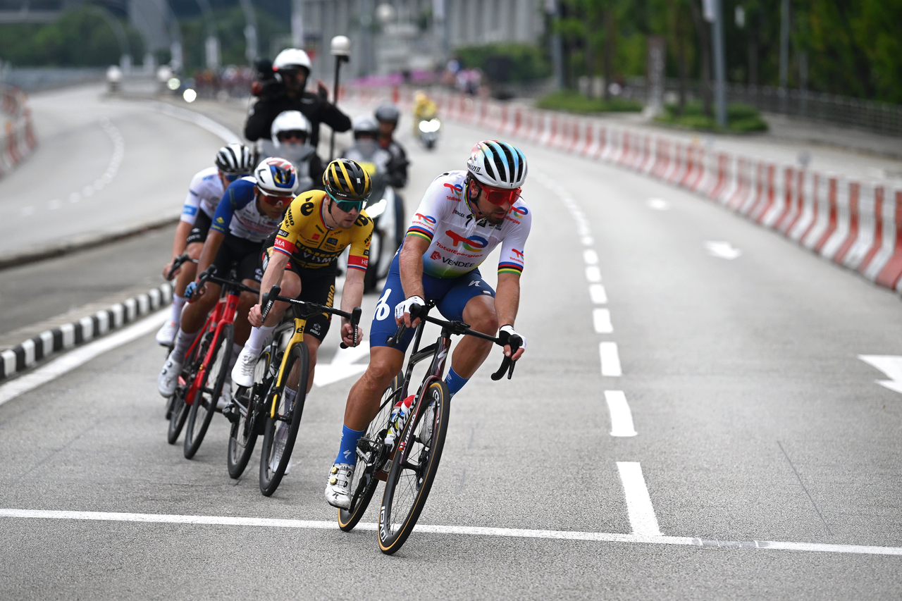 Peter Sagan was on the attack throughout the Singapore Criterium