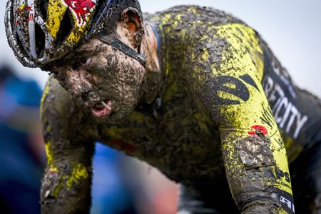Wout van Aert endures rain and mud en route to solo victory at World Cup Dendermonde, his third victory in four starts at the event