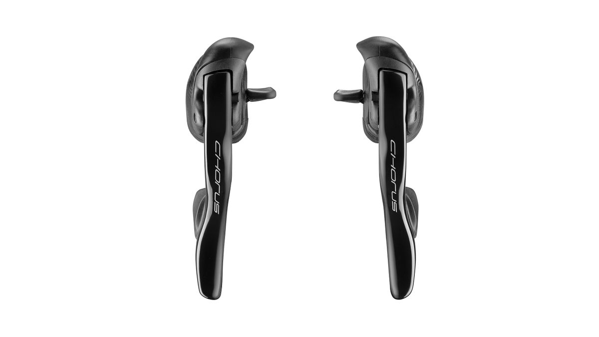 The new rim brake Campagnolo Chorus levers are nearly identical to the more expensive Record or Super Record options but adopt aluminium levers instead of carbon