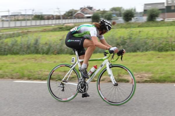 Between the break and the bunch for 30 kilometres was Winanda Spoor (Dolmans Landscaping Team)