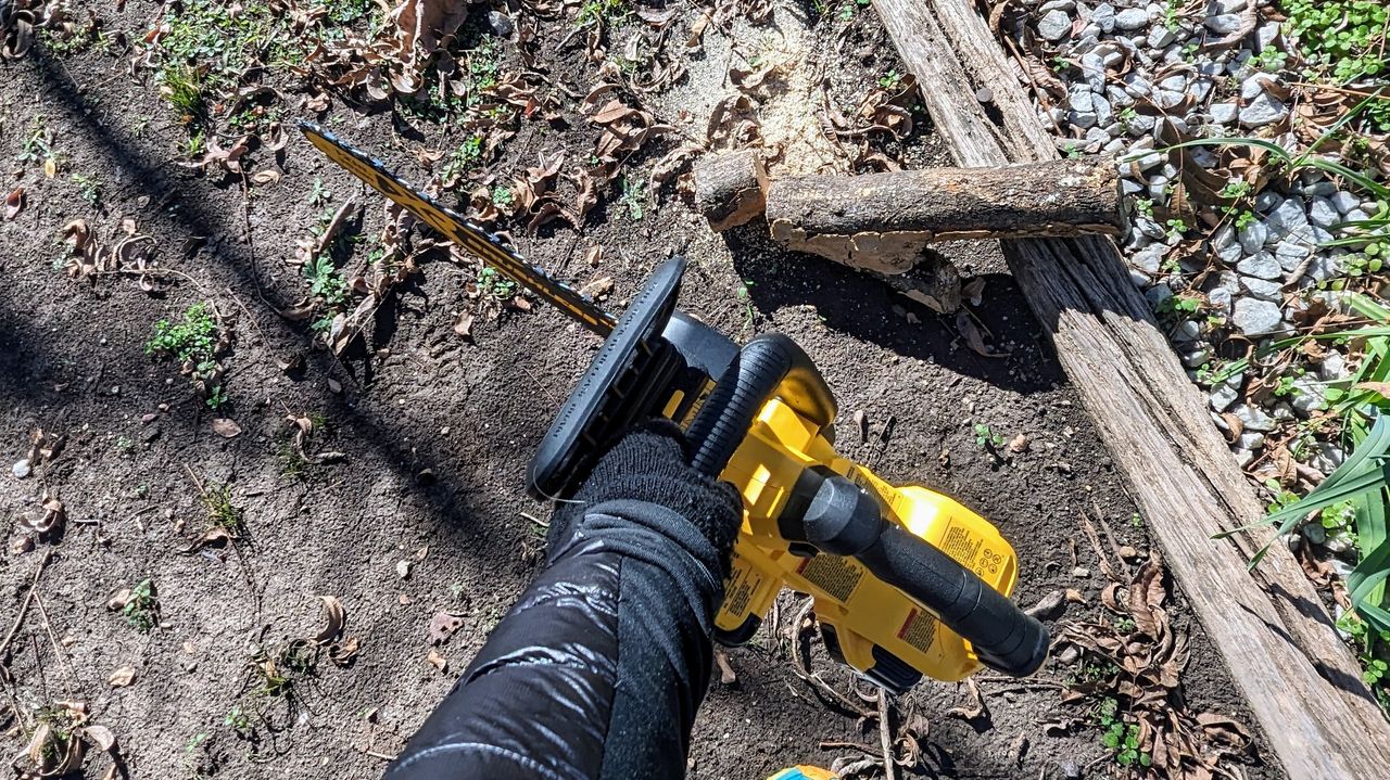 The chainsaw is incredibly lightweight and so compact.