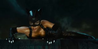 Halle Berry getting ready to strike during a pivotal fight scene in Catwoman