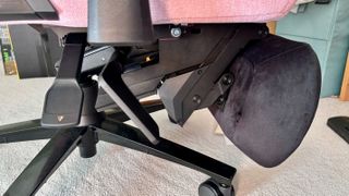 The mechanism of the Secretlab Ergonomic Recliner.