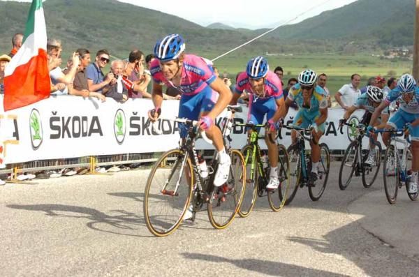 Przemysław Niemiec (Lampre-ISD) ups the pace in the finale.