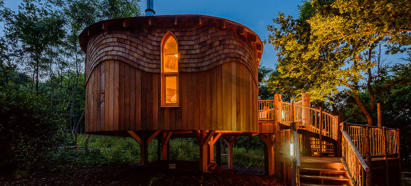 Woodside Bay idyllic treehouse