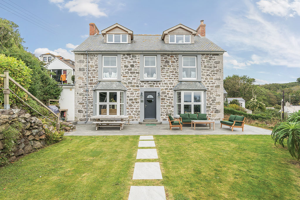 Properties for sale for £1 million: Louvain, Cadgwith, Ruan Minor, Helston, Cornwall.