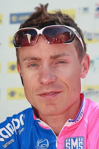 Damiano Cunego (Lampre-Fondital) looks a bit tired on the start.