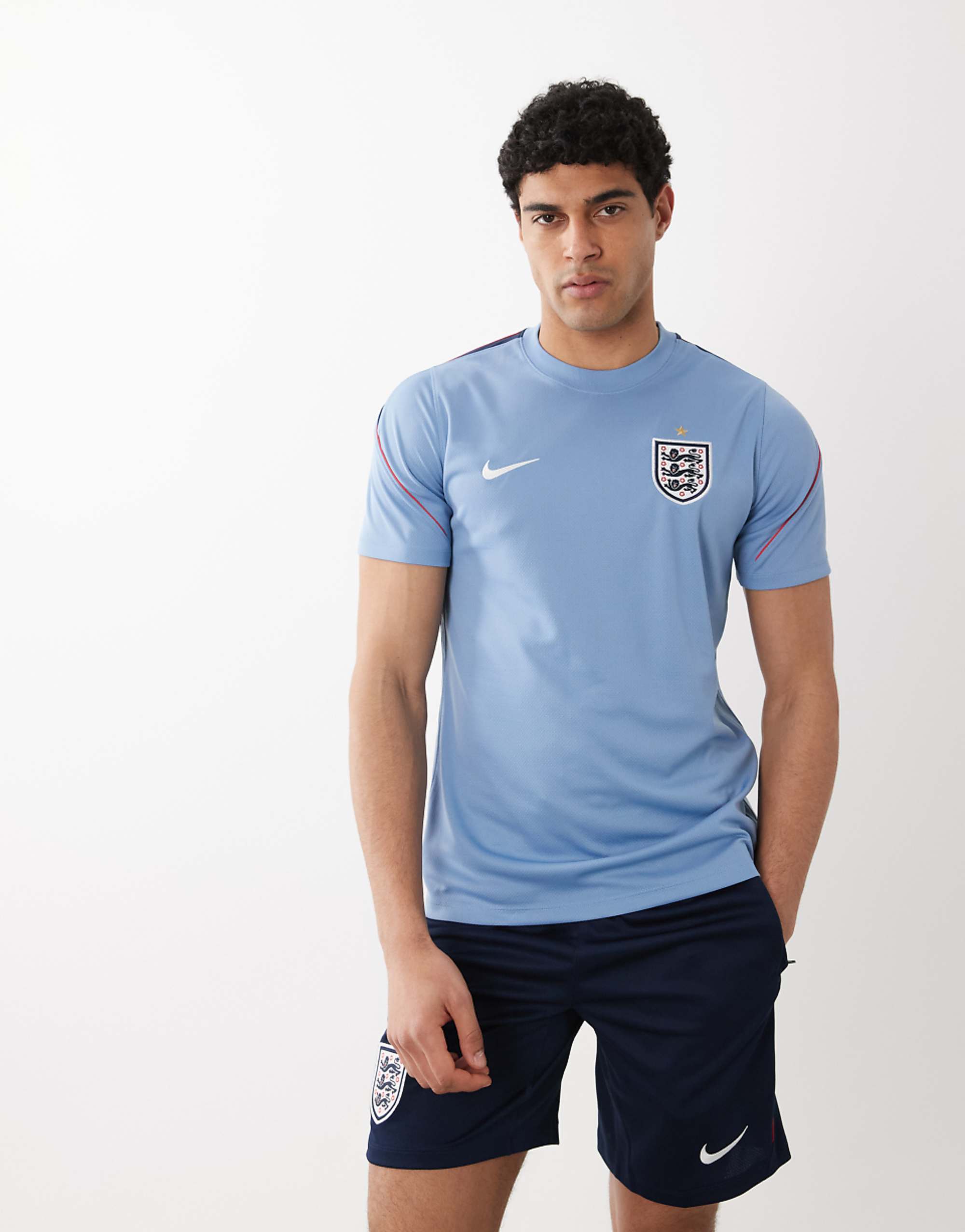 Nike England World Cup 26 Training T-Shirt in Blue